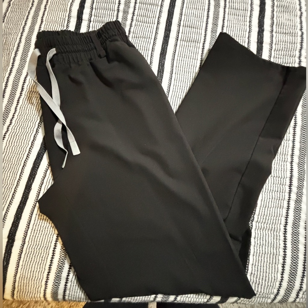Figs straight leg scrub pants